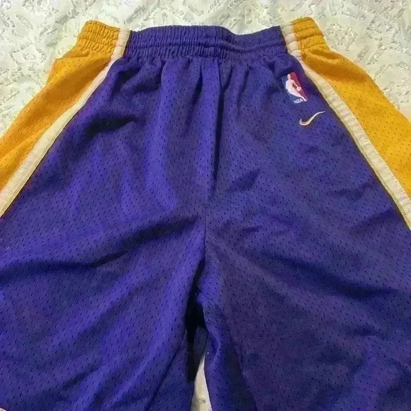 Nike swingman, purple and gold, NBA‎ basketball shorts. Men’s size medium - Picture 4 of 7